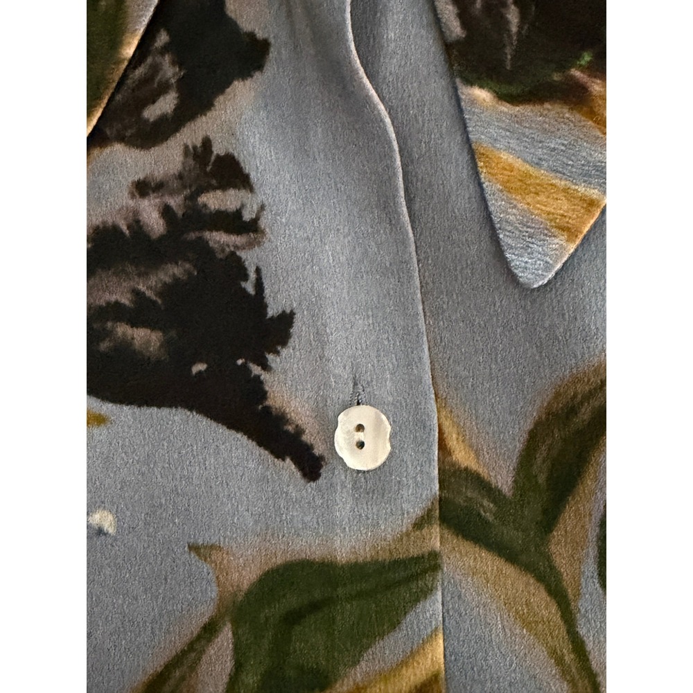 Vince Womens Blue Floral 100% Silk Button Down Long Sleeve Blouse Size L - Picture 6 of 10